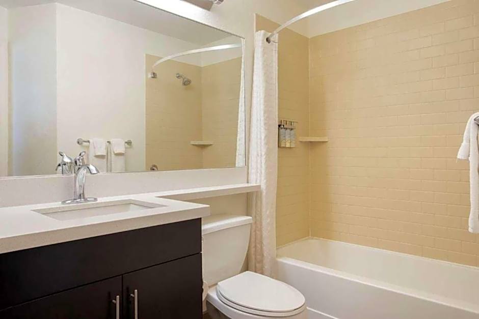 Candlewood Suites Wichita Airport By IHG