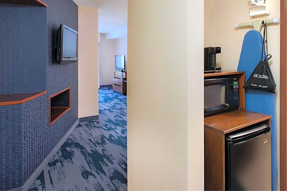 Fairfield Inn & Suites by Marriott Dayton Troy