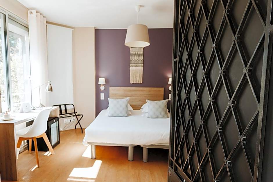 Hôtel Le Petit Castel