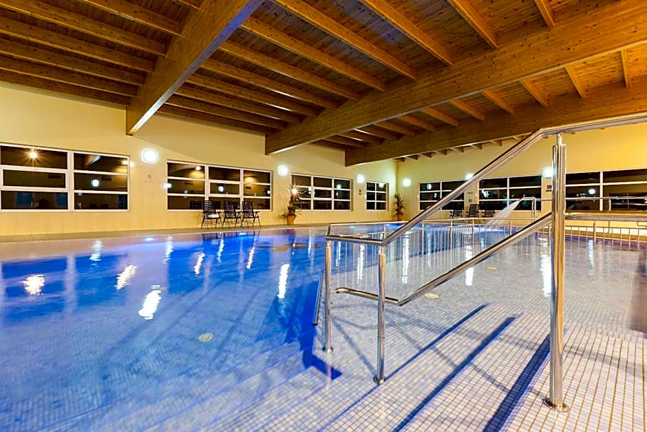 BURSZTYN - BERNSTEIN APARTMENTS