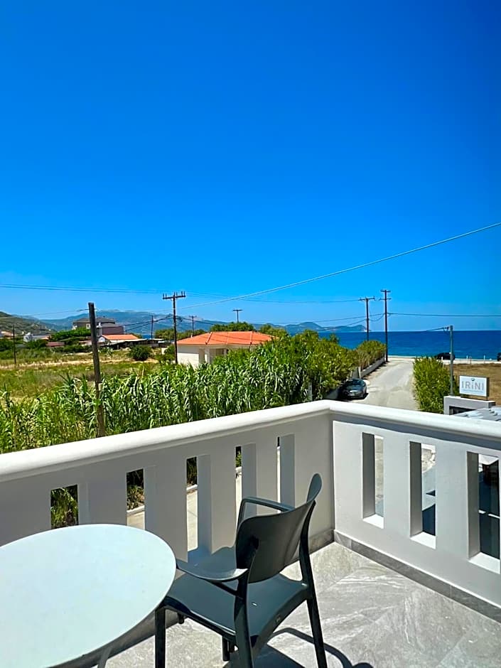 Irini Seaside Luxury Apartments