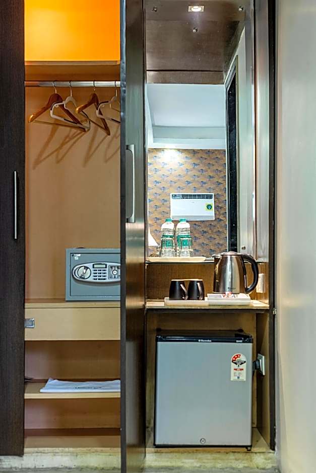 The Grand Orion - Kailash Colony