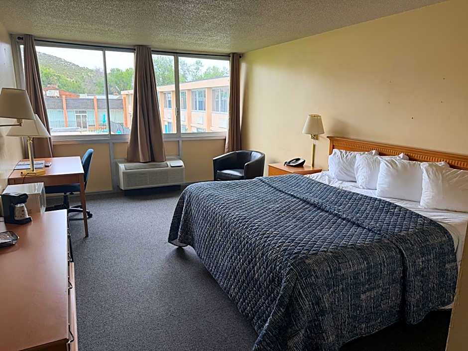 Hot Springs Hotel & Spa