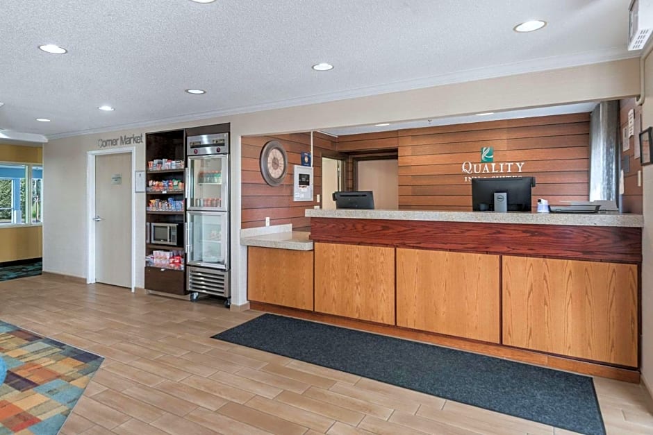 Quality Inn & Suites