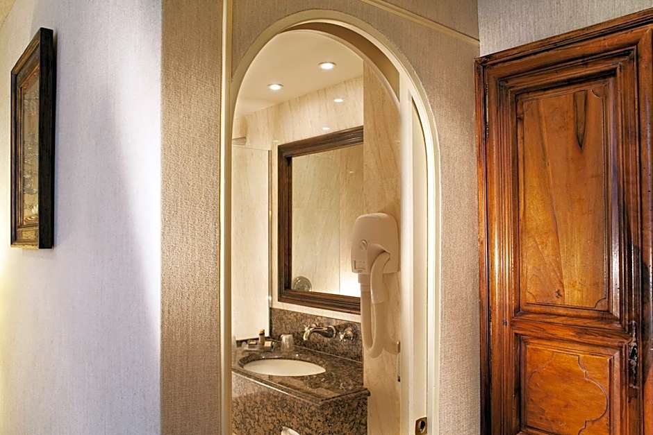 Hotel Left Bank Saint Germain