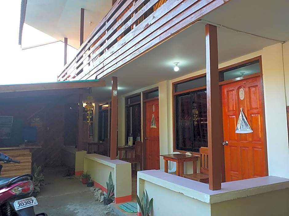 D' Angels Inn, Port Barton