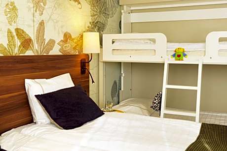 Standard Family Four