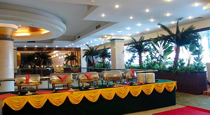 Golden Spring Hotel