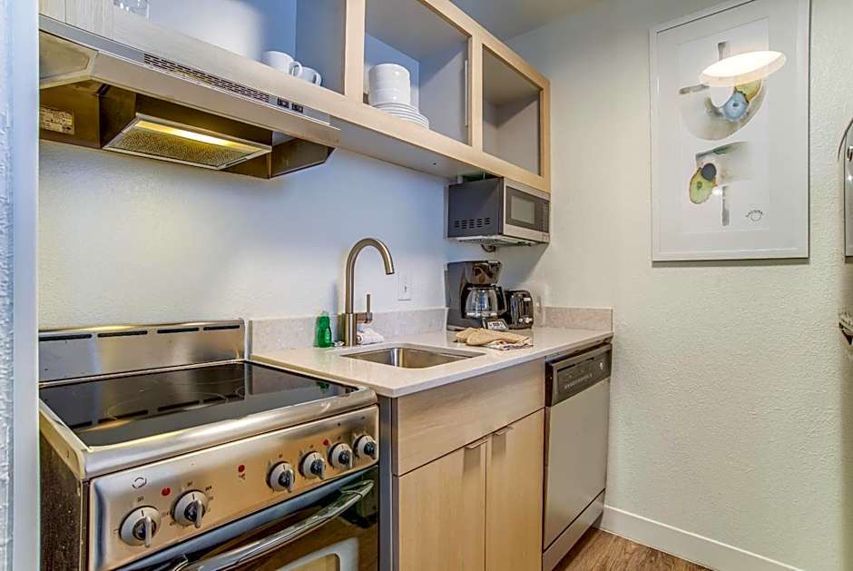 MainStay Suites