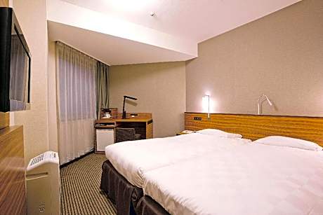 Hollywood Twin Room for 3 People - Non-Smoking