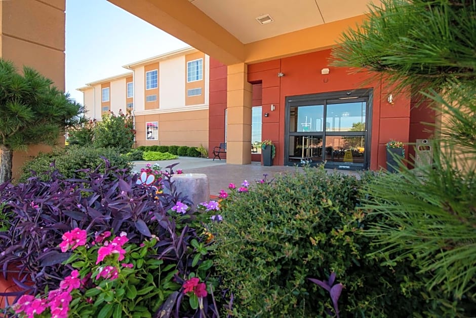 SureStay Plus Hotel by Best Western Owasso Tulsa North