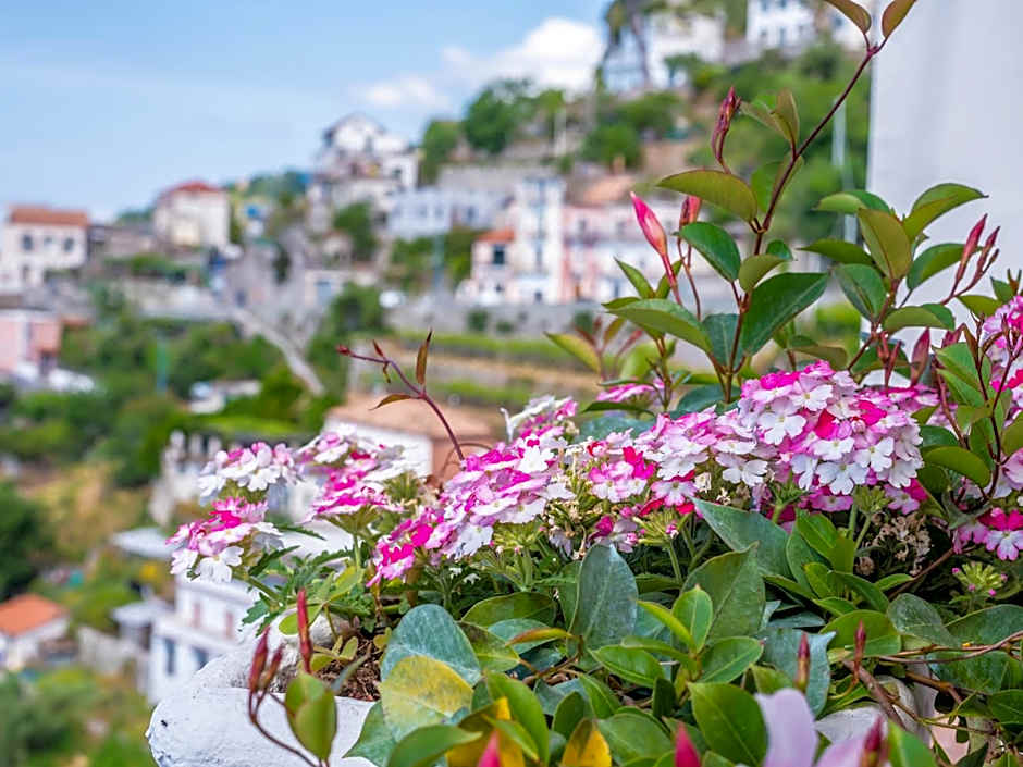 Albergo Diffuso Bacco Furore