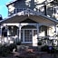 Elaine's Hollywood Bed & Breakfast