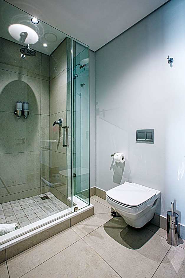 Ellipse Waterfall Executive Apartments