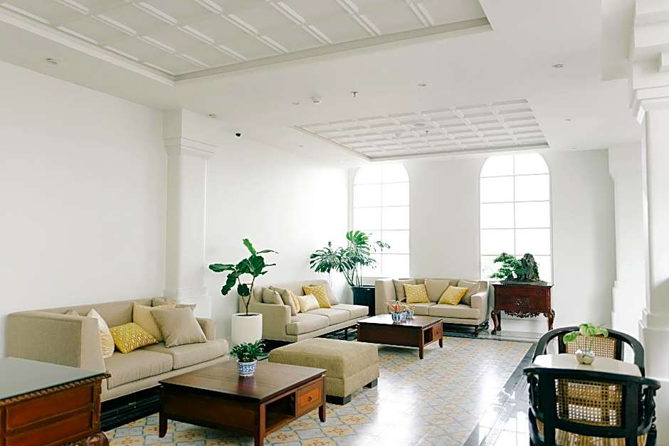 MAHALAYA The Legacy Hotel