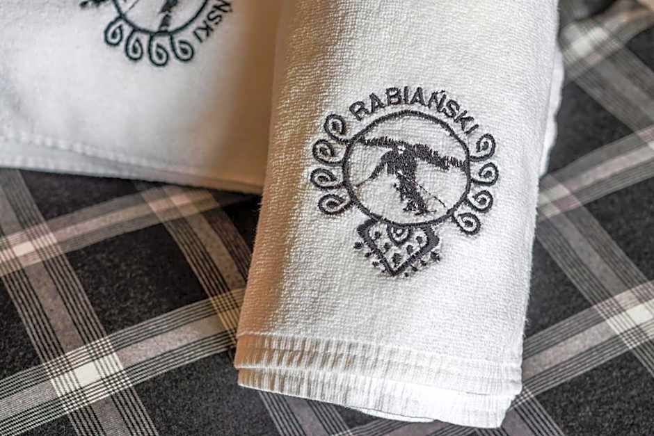 Aparthotel Rabiań-SKI 10metrów do wyciagu połączonego z całą Kotelnicą na miejscu wypoożyczalnia z serwisem