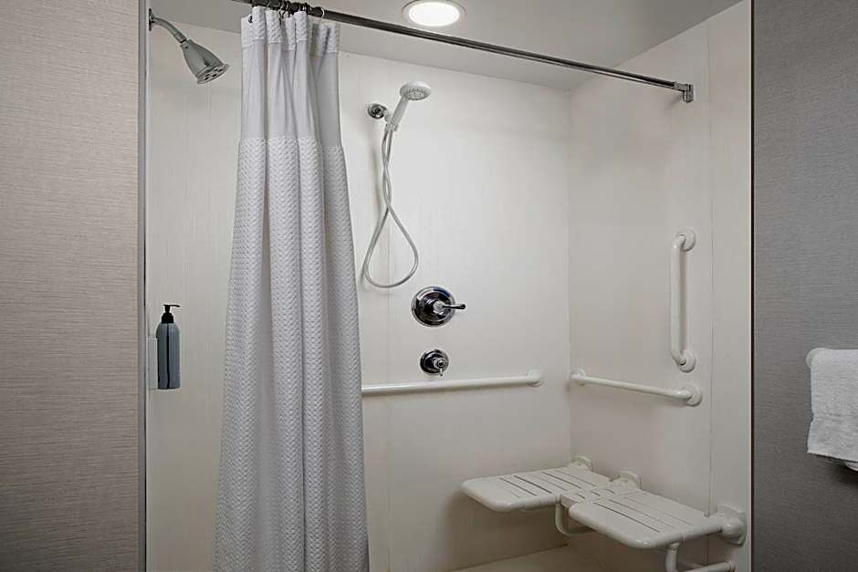 Courtyard by Marriott Hot Springs