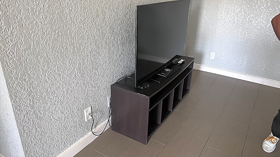 Days Inn by Wyndham Sulphur West