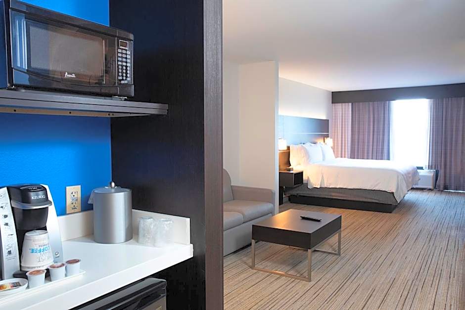 Holiday Inn Express Hotel & Suites Chester By IHG