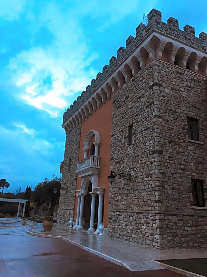 Hotel Castello Torre in Pietra