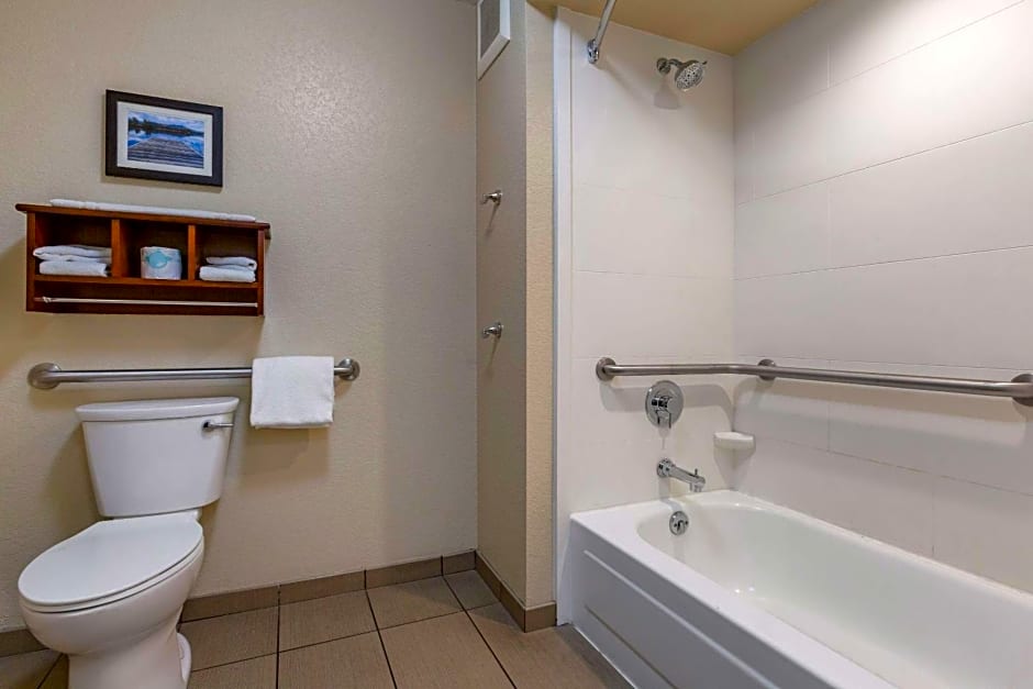 Comfort Inn & Suites I-90 City Center