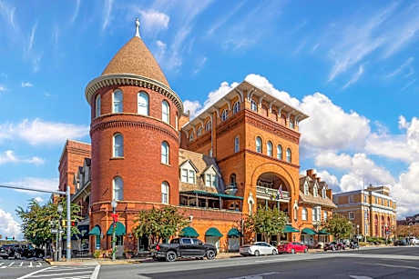 Windsor Hotel, an Ascend Collection Hotel