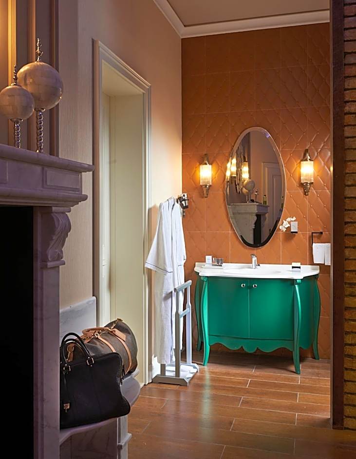 Aria Hotel Budapest by Library Hotel Collection