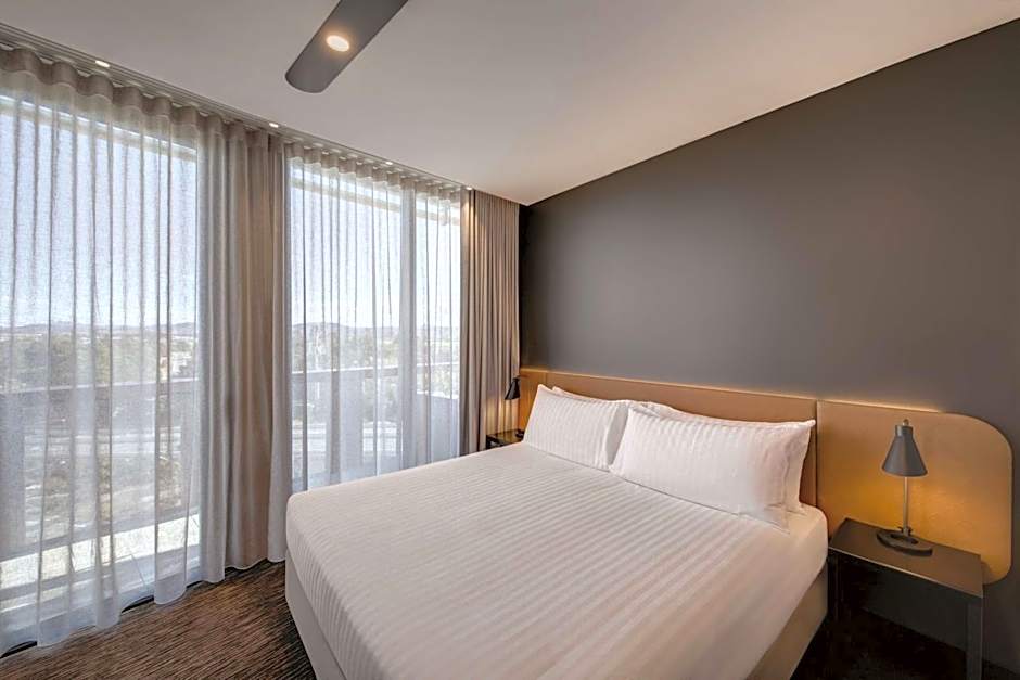 Vibe Hotel Canberra