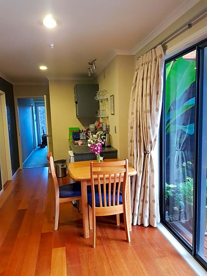 Heta Road B&B