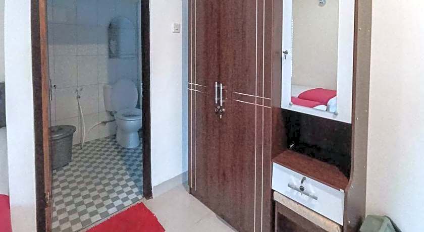 RedDoorz Syariah near Sentani City Square