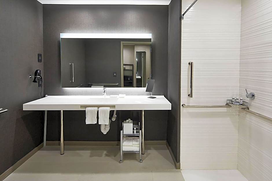 AC Hotels by Marriott Tuscaloosa