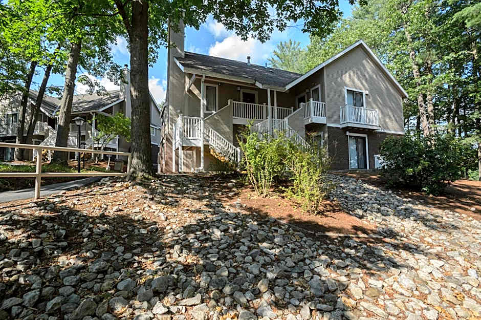 Residences at Daniel Webster