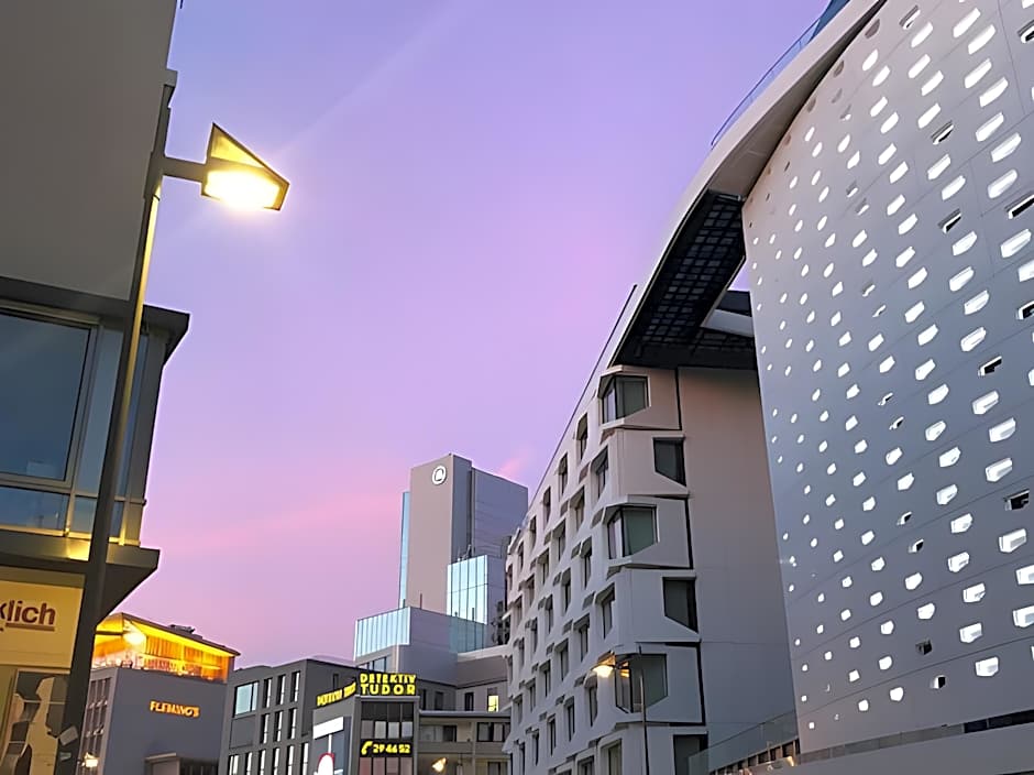 Bristol Hotel - Frankfurt City - Central Station