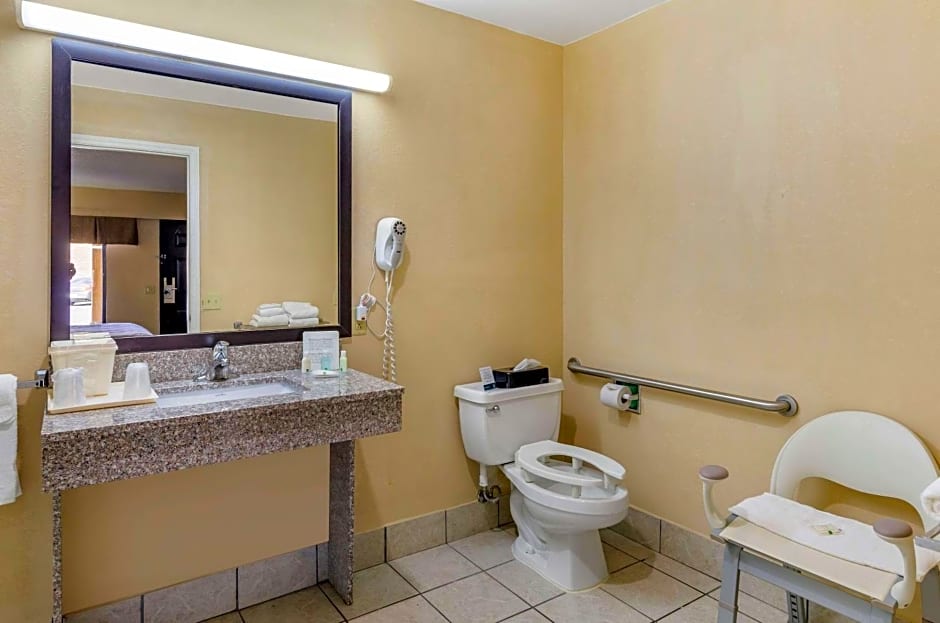 Quality Inn