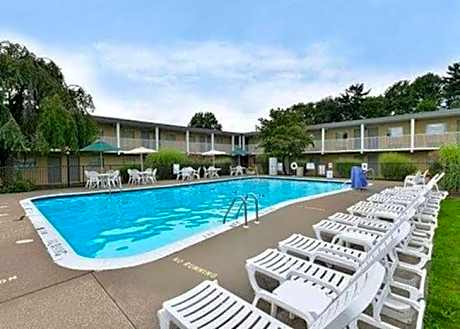 Travelodge by Wyndham Shamokin Dam/Selinsgrove
