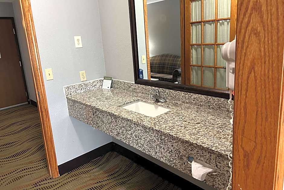 AmericInn by Wyndham Republic