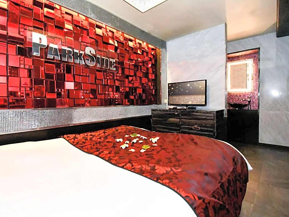 HOTEL PARK SIDE
