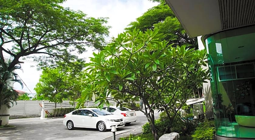 Baan Boonanan Apartment