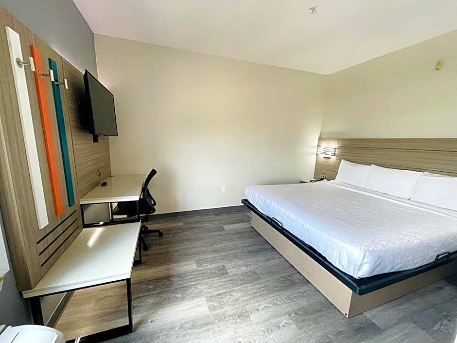 Sonesta Essential Hotel Houston - I-45 Spring