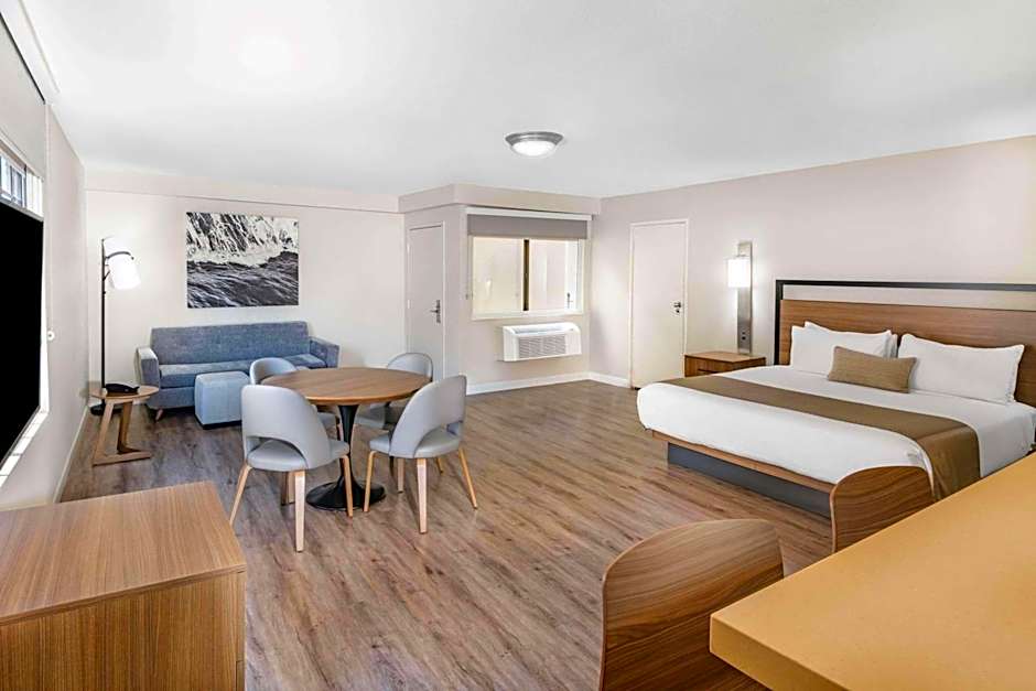 Wyndham Garden San Diego Near Seaworld