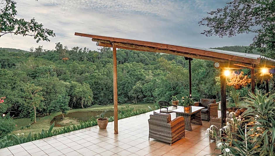 Bushbaby Valley Lodge