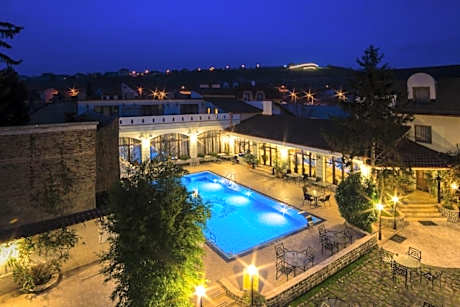 The Elite - Oradea's Legendary Hotel