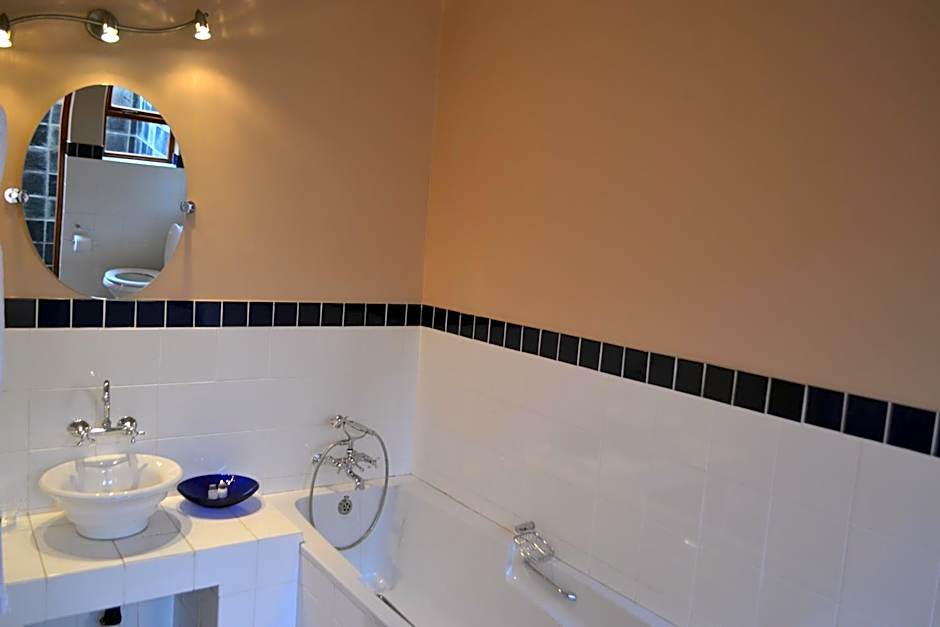 Foxwood House Boutique Hotel