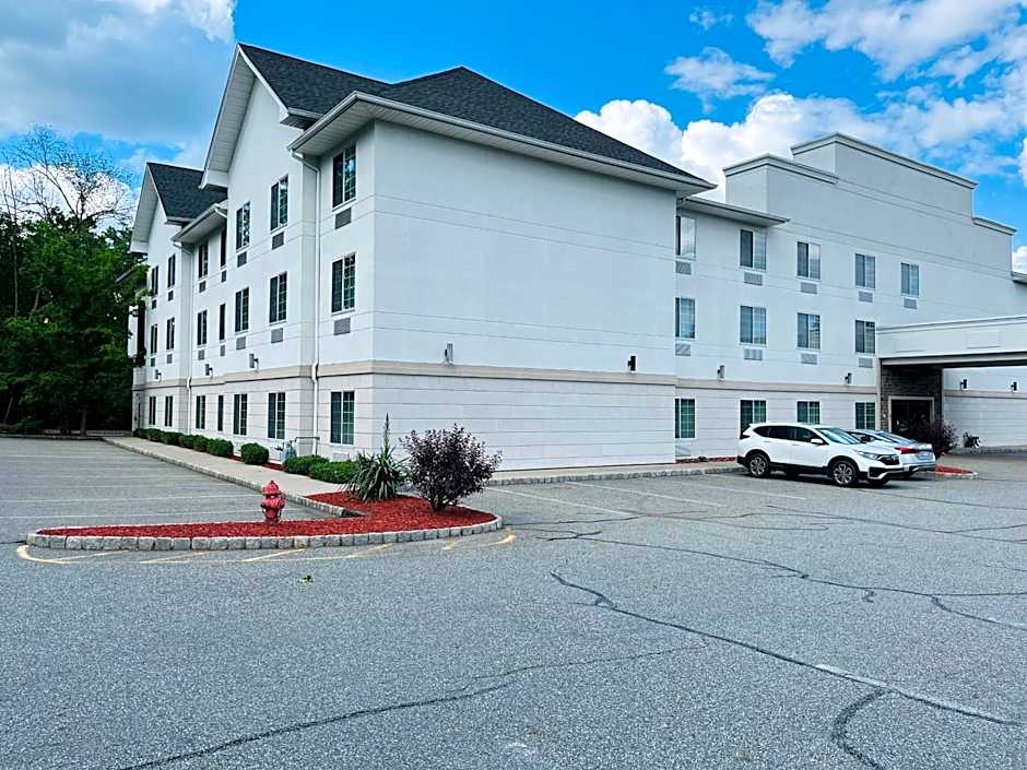 Tapa Hotel, Inn & Suites