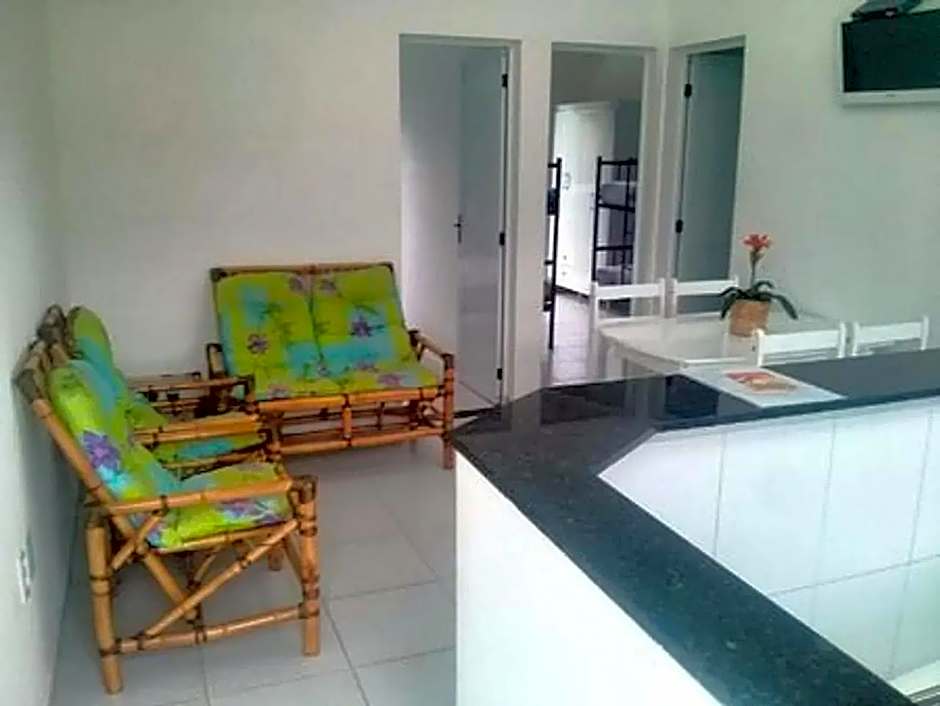 Apartamento de 2 quartos em maresias com piscina
