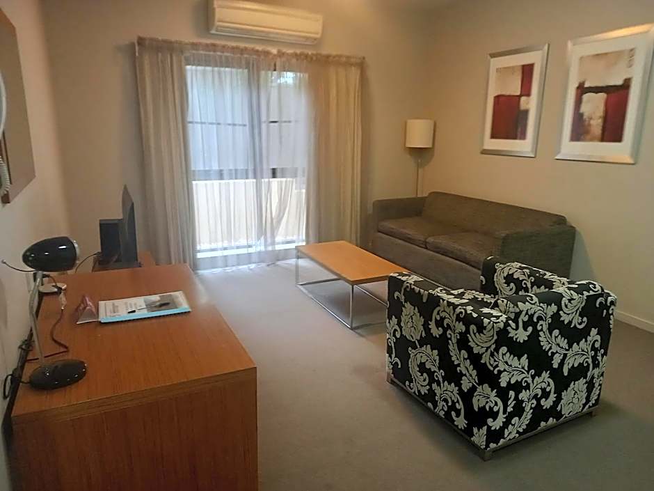 Gladstone Downtown Central Apartment Hotel Official