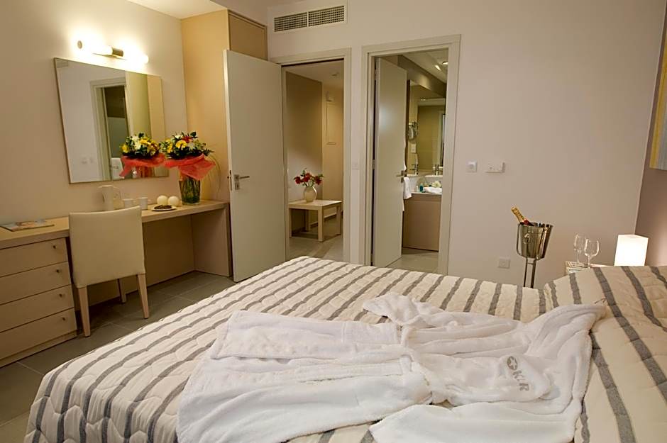 Photo 1 of 8 of Superior Suite