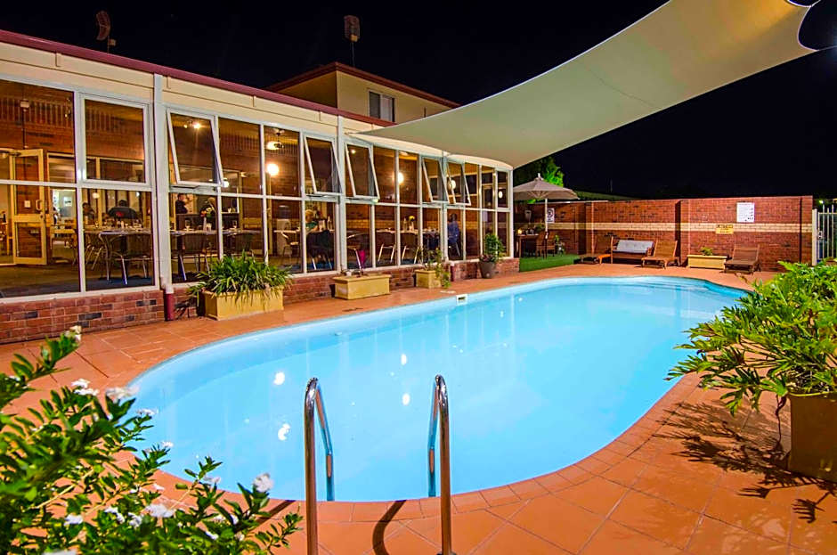 Quality Inn Railway Motel