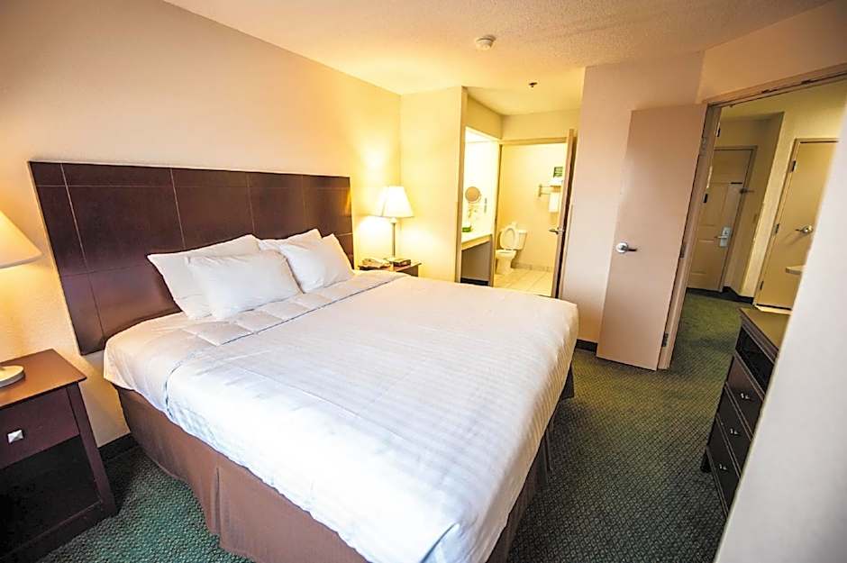 Photo 1 of 4 of 1 King Bed
