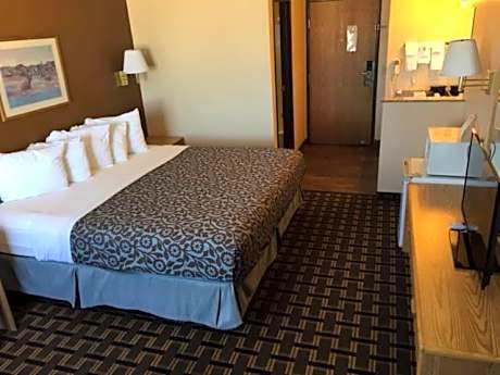 King Room - Non-Smoking